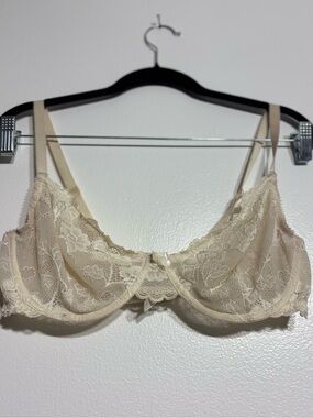 Apt. 9 Cream Lace Bra